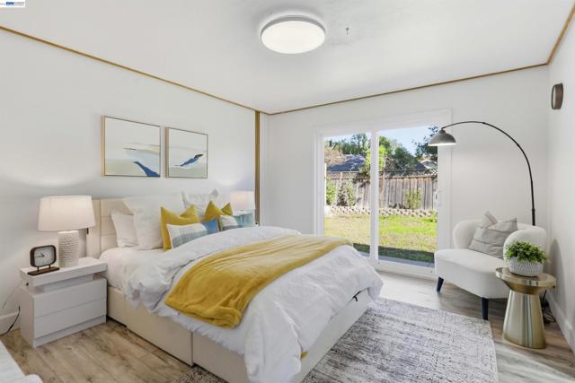 Image 26 of 39 For 4972 Minas Dr