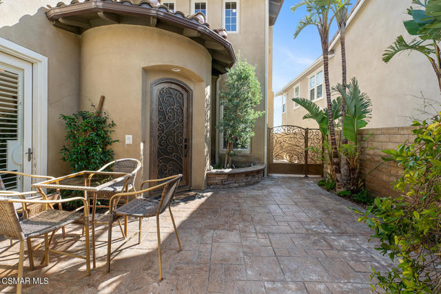 1728 Bluesage Court, Simi Valley CA: https://media.crmls.org/mediaz/cfab7dd9-5f9b-4677-a7e8-c94f345ca95c.jpg