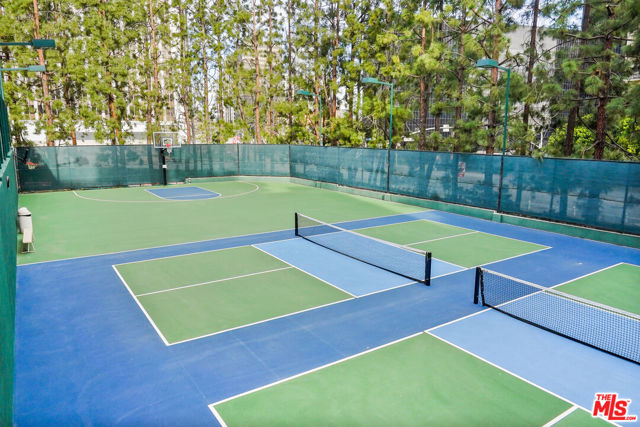 2102 Century Park Lane, Los Angeles CA: https://media.crmls.org/mediaz/cfac42f5-a4b4-4b21-ae18-55b25e877d0d.jpg