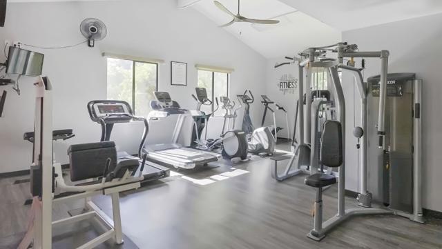 20179 Northwest Square, Cupertino CA: https://media.crmls.org/mediaz/cfac71a3-abe8-4c73-b946-213a9581b003.jpg