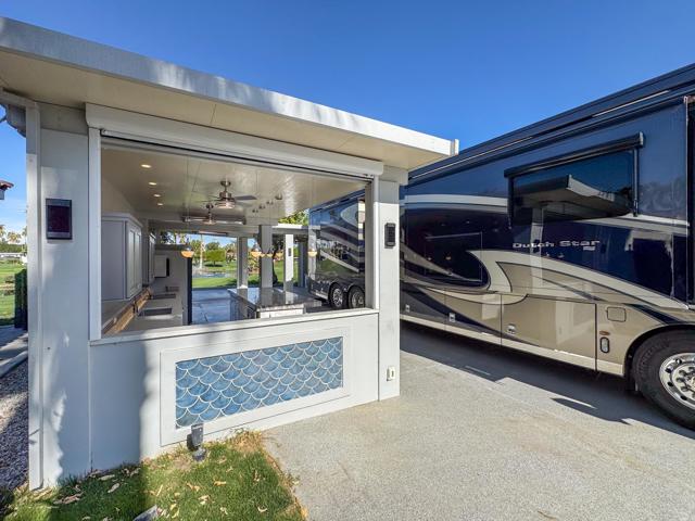 80394 Avenue 48, Indio CA: https://media.crmls.org/mediaz/cfada795-0dd2-44bd-a843-c0b659572f07.jpg
