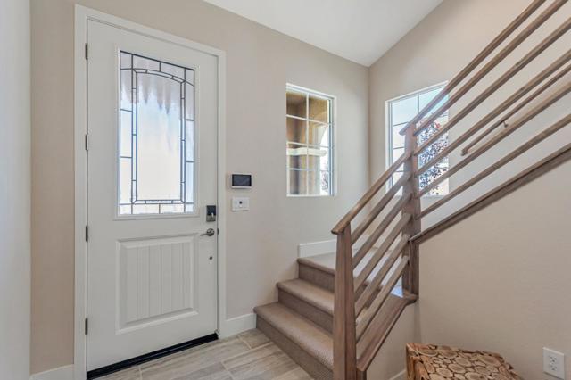 1143 Coyote Peak Way, Hollister CA: https://media.crmls.org/mediaz/cfadc979-aab1-46e6-93b0-4e0198e3ec7e.jpg