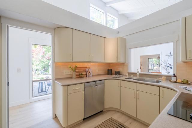 4091 Pine Meadows Way, Pebble Beach CA: https://media.crmls.org/mediaz/cfaeb0e4-d2e5-46dc-a7c2-db0d744ecf82.jpg