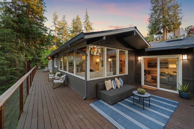 589 TAHOS ROAD, Orinda CA: https://media.crmls.org/mediaz/cfaef40c-aaef-436a-819d-8a47e8e7c167.jpg