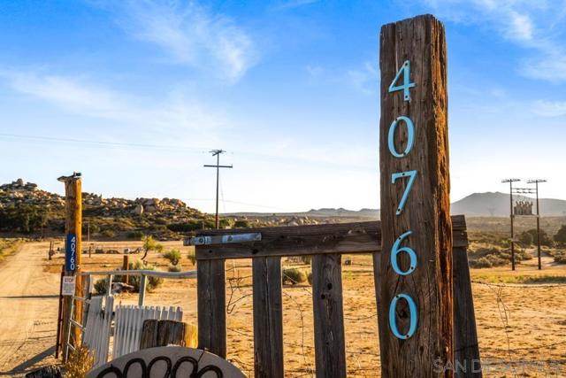 40760 Old Highway 80, Boulevard CA: https://media.crmls.org/mediaz/cfaf2e28-9f7c-4723-bcff-02e810ae5694.jpg