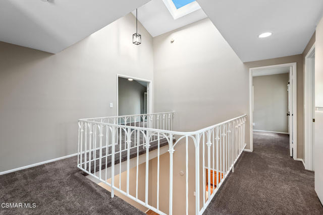 784 N Valley Drive, Westlake Village CA: https://media.crmls.org/mediaz/cfafd262-b3ef-479f-82a4-434b6e42b5f0.jpg