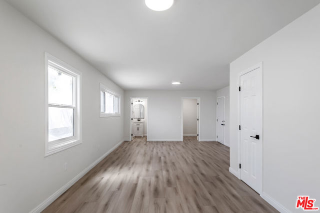 11119 S Denker Avenue, Los Angeles CA: https://media.crmls.org/mediaz/cfb13013-d6d1-461a-aa8a-80c21ad35c75.jpg