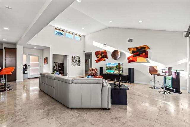 11 Vista Loma Drive, Rancho Mirage, CA 92270