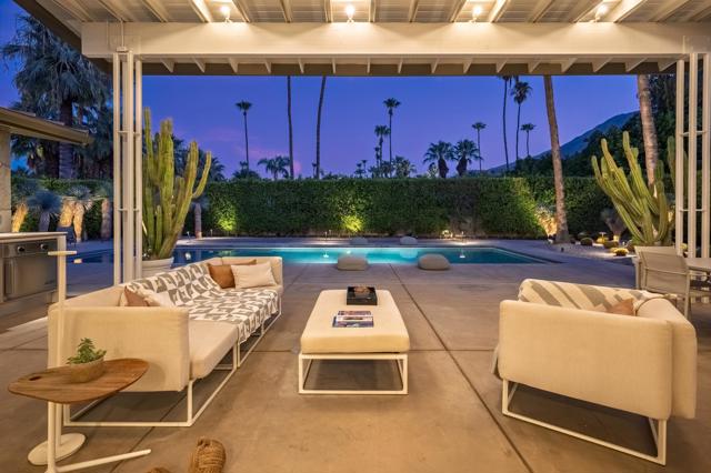 241 Camino Norte, Palm Springs, CA 92262