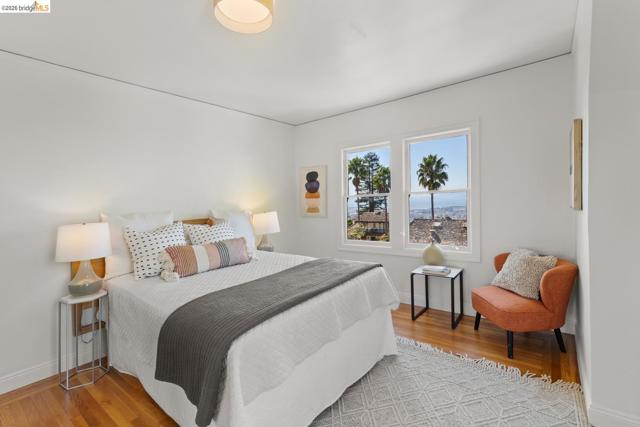 758 Spruce St, Berkeley CA: https://media.crmls.org/mediaz/cfb2dd8d-2ac0-4068-97a3-e1d24c3dcfbb.jpg