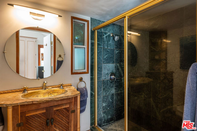 8921 Rosewood Avenue, West Hollywood CA: https://media.crmls.org/mediaz/cfb2de1f-6b29-42df-9fdf-7167372774d2.jpg