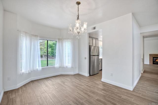 2091 Sequoia Crest, Vista CA: https://media.crmls.org/mediaz/cfb3f35e-8891-43f8-9457-8dbfbddd78a8.jpg