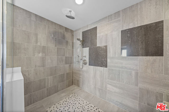3785 Wilshire Boulevard, Los Angeles CA: https://media.crmls.org/mediaz/cfb41eb0-3b1d-4bcc-b569-627279bffc29.jpg