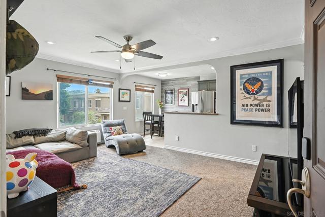 792 Avocado Ave, El Cajon CA: https://media.crmls.org/mediaz/cfb44faa-34b1-4f6f-968d-40e9661e3bcd.jpg