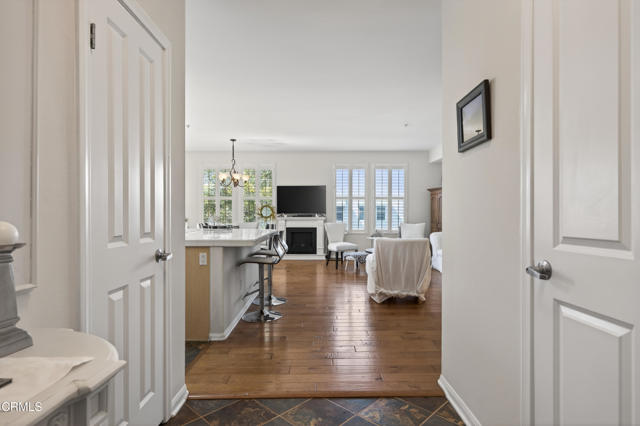 Detail Gallery Image 3 of 33 For 436 Poli St #313,  Ventura,  CA 93001 - 2 Beds | 2 Baths