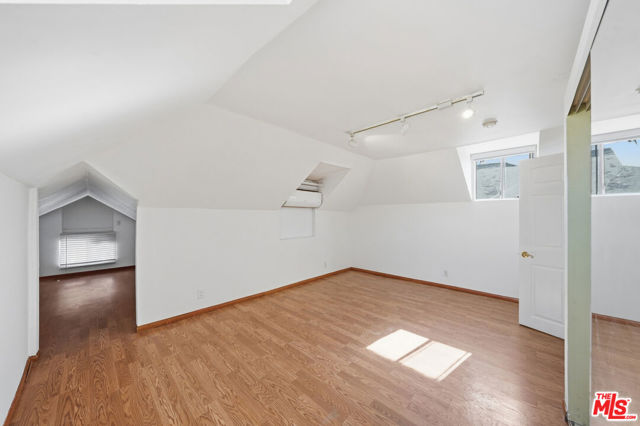 1147 S Westlake Avenue, Los Angeles CA: https://media.crmls.org/mediaz/cfb6142e-3ec7-4ebb-bac1-be30f9c15e62.jpg