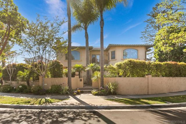 1100 Pine St, Coronado CA: https://media.crmls.org/mediaz/cfb645d9-00c8-44b2-97dc-ab86c70359c5.jpg