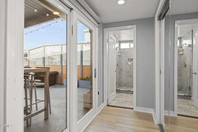 2924 Lakeshore Court, Oxnard CA: https://media.crmls.org/mediaz/cfb69a43-4836-451d-9d6b-8259741cd894.jpg