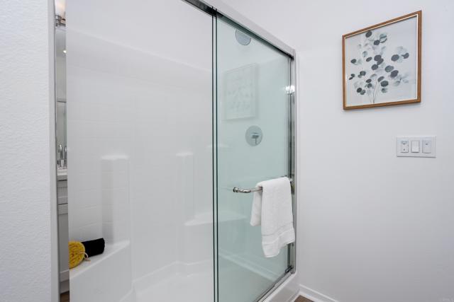 Detail Gallery Image 26 of 31 For 4982 Ocean View Bld, San Diego,  CA 92113 - 3 Beds | 2/1 Baths