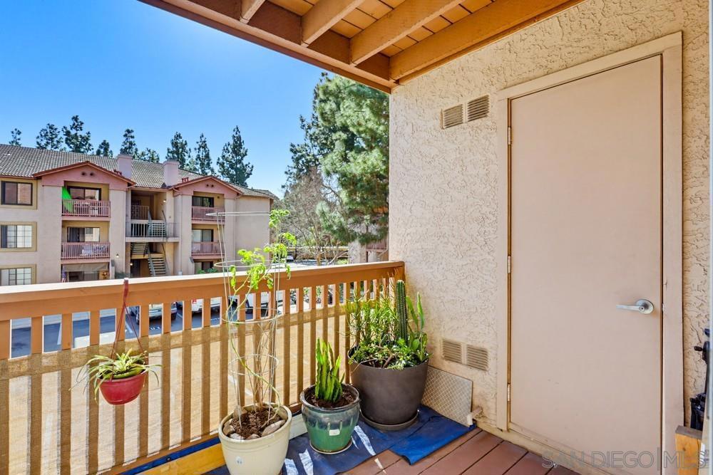 12023 Alta Carmel Ct - photo 14