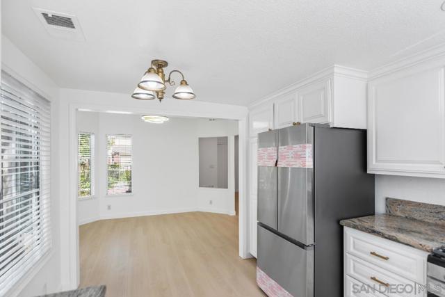 777 Erie Cir N, Milpitas CA: https://media.crmls.org/mediaz/cfb7b2f3-acdf-4221-92c6-d652315ce6d9.jpg
