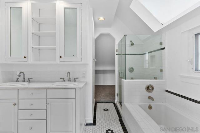 3031 Ibsen St, San Diego CA: https://media.crmls.org/mediaz/cfb7f6a3-151b-42e2-9a9b-dad9ec9b6187.jpg