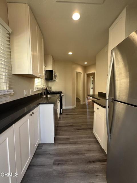 Detail Gallery Image 17 of 21 For 2053 Pierpont Bld #B,  Ventura,  CA 93001 - 1 Beds | 1 Baths