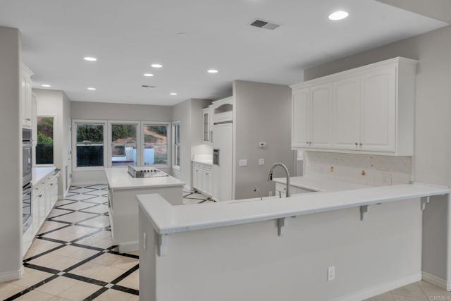 Detail Gallery Image 20 of 68 For 4286 La Canada Rd, Fallbrook,  CA 92028 - 3 Beds | 3/1 Baths