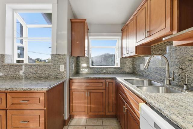 2801 Bartlett Street, Oakland CA: https://media.crmls.org/mediaz/cfb87345-cc7d-4744-b5d5-b414a75ef511.jpg