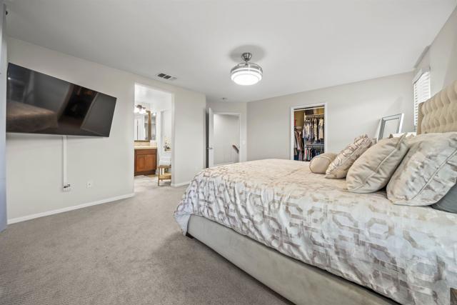 2194 Honeybee Street, Chula Vista CA: https://media.crmls.org/mediaz/cfb9a01b-c0a2-4779-8b81-8b9c73551b1c.jpg