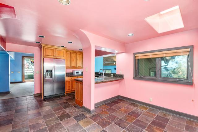 3811 Via Del Mar, San Diego CA: https://media.crmls.org/mediaz/cfba740a-3604-4c04-a42a-9ab08411d4d7.jpg