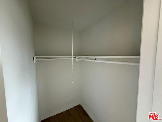 2530 Carmona Avenue, Los Angeles CA: https://media.crmls.org/mediaz/cfbb52b8-4998-4322-b11d-523d024043ec.jpg