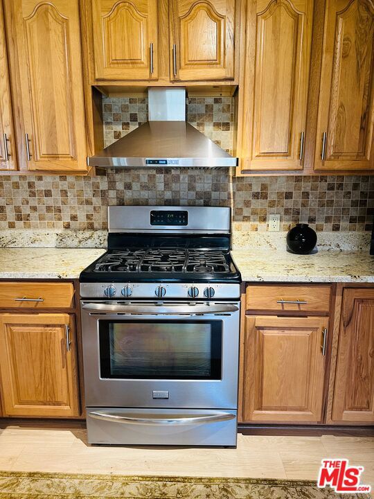 425 S Paseo Laredo, Cathedral City CA: https://media.crmls.org/mediaz/cfbc2785-85e0-4c0d-b40f-319c248aab21.jpg