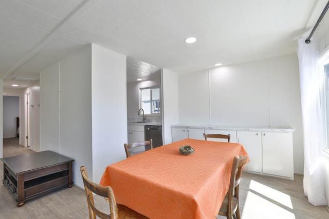 8282 Murray Ave, Gilroy CA: https://media.crmls.org/mediaz/cfbd68a2-53f1-4df1-93b0-2a41606b4dcc.jpg