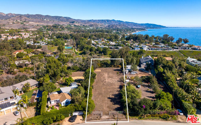 6672 Zumirez Drive photo 7