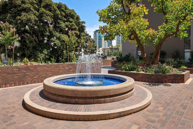 750 State St, San Diego CA: https://media.crmls.org/mediaz/cfbdf0dd-ed59-4509-9e46-662ca5e9304c.jpg
