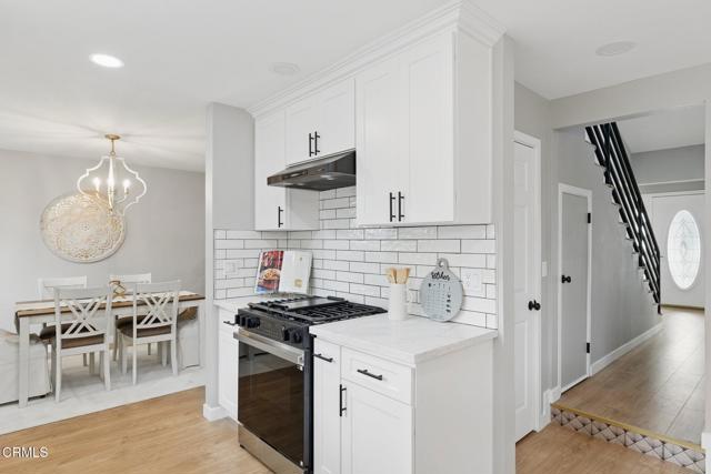 6433 Ralston Street, Ventura CA: https://media.crmls.org/mediaz/cfbe7e98-1cae-4c58-97ab-e89140b49c31.jpg