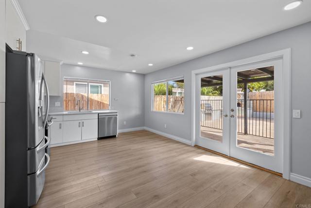 Detail Gallery Image 9 of 55 For 11153 Acaso Way, –,  CA 92126 - 4 Beds | 3 Baths