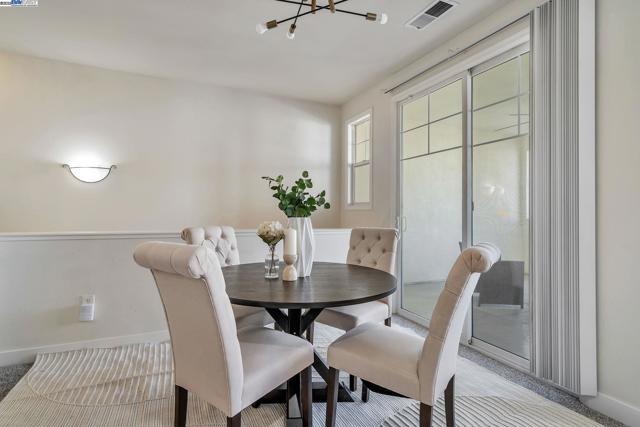 4222 Clarinbridge Cir, Dublin CA: https://media.crmls.org/mediaz/cfbfdfec-6cee-434e-b032-08d1b602bfe8.jpg