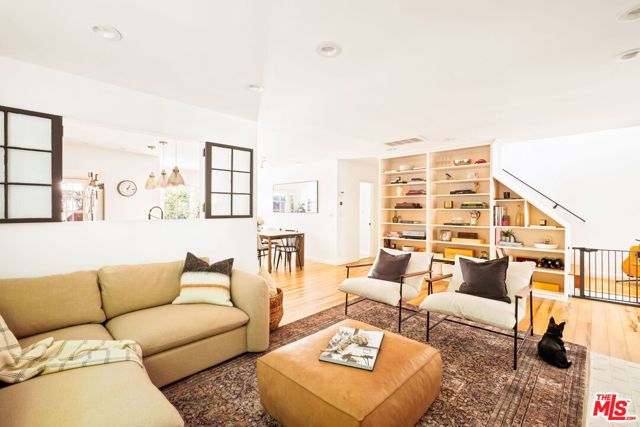 2204 Stanley Hills Drive, Los Angeles CA: https://media.crmls.org/mediaz/cfc0f359-6a3d-48f0-8b6c-61c7162c623d.jpg