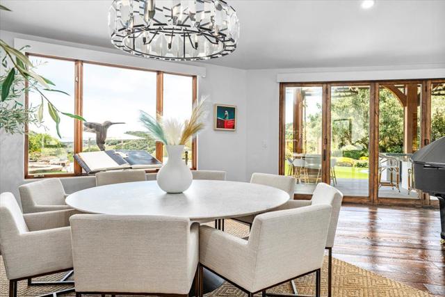 25926 Puerta Del Cajon, Monterey CA: https://media.crmls.org/mediaz/cfc0fec3-42ea-40d6-a45e-198866960db8.jpg