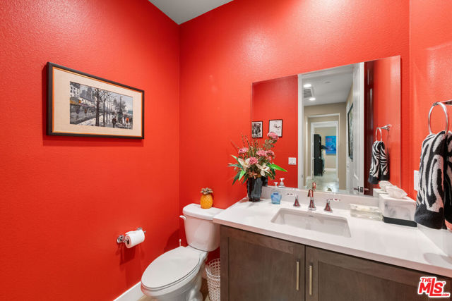 81975 Via San Clemente, La Quinta CA: https://media.crmls.org/mediaz/cfc19064-872b-4509-860b-541a3931a671.jpg