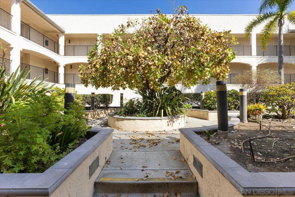 MLS #250039466SD image #30