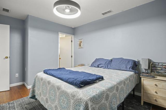 709 Walker Avenue, Camarillo CA: https://media.crmls.org/mediaz/cfc1f4ff-a573-49c3-b9d3-2a57bb3cbf7a.jpg