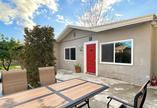 Detail Gallery Image 2 of 24 For 1552 Atchison St, Pasadena,  CA 91104 - 3 Beds | 2 Baths