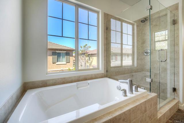 Image 23 of 38 For 10653 Golden Willow  143