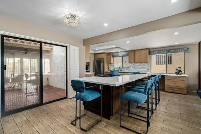 37710 37710 Los Cocos Drive E E Drive, Rancho Mirage CA: https://media.crmls.org/mediaz/cfc2f93c-420e-4f86-94d8-efcf5b5750ff.jpg