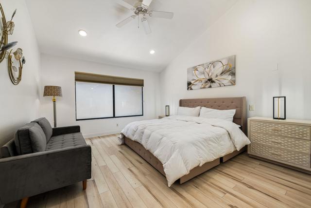162 Lost River Drive, Palm Desert CA: https://media.crmls.org/mediaz/cfc37680-7620-4bc0-8bb3-61a3a01692f8.jpg