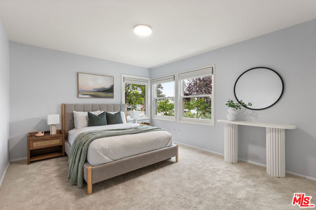8005 Georgetown Avenue, Los Angeles CA: https://media.crmls.org/mediaz/cfc3ffa3-ee5b-400d-be23-51186f6d14a1.jpg