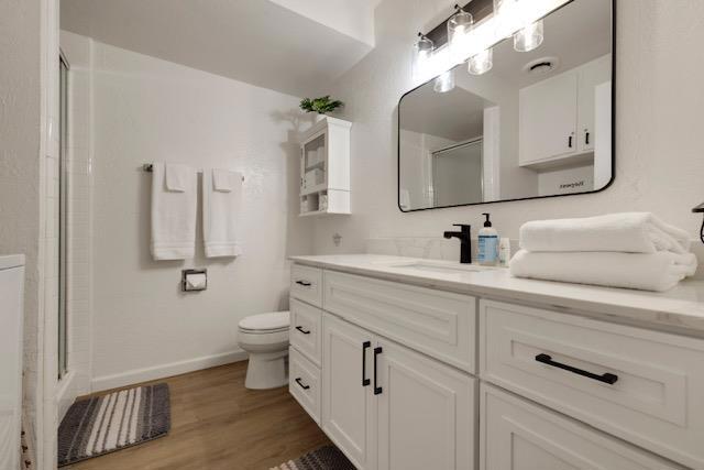 22461 Ponderosa Drive, Twain Harte CA: https://media.crmls.org/mediaz/cfc4e99d-8383-4e6c-8143-3a42b74d1c2d.jpg